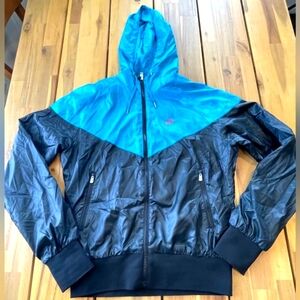 Nike Womens Blue Color Block Windbreaker with Hood And Zipper‎ Pockets Size Med